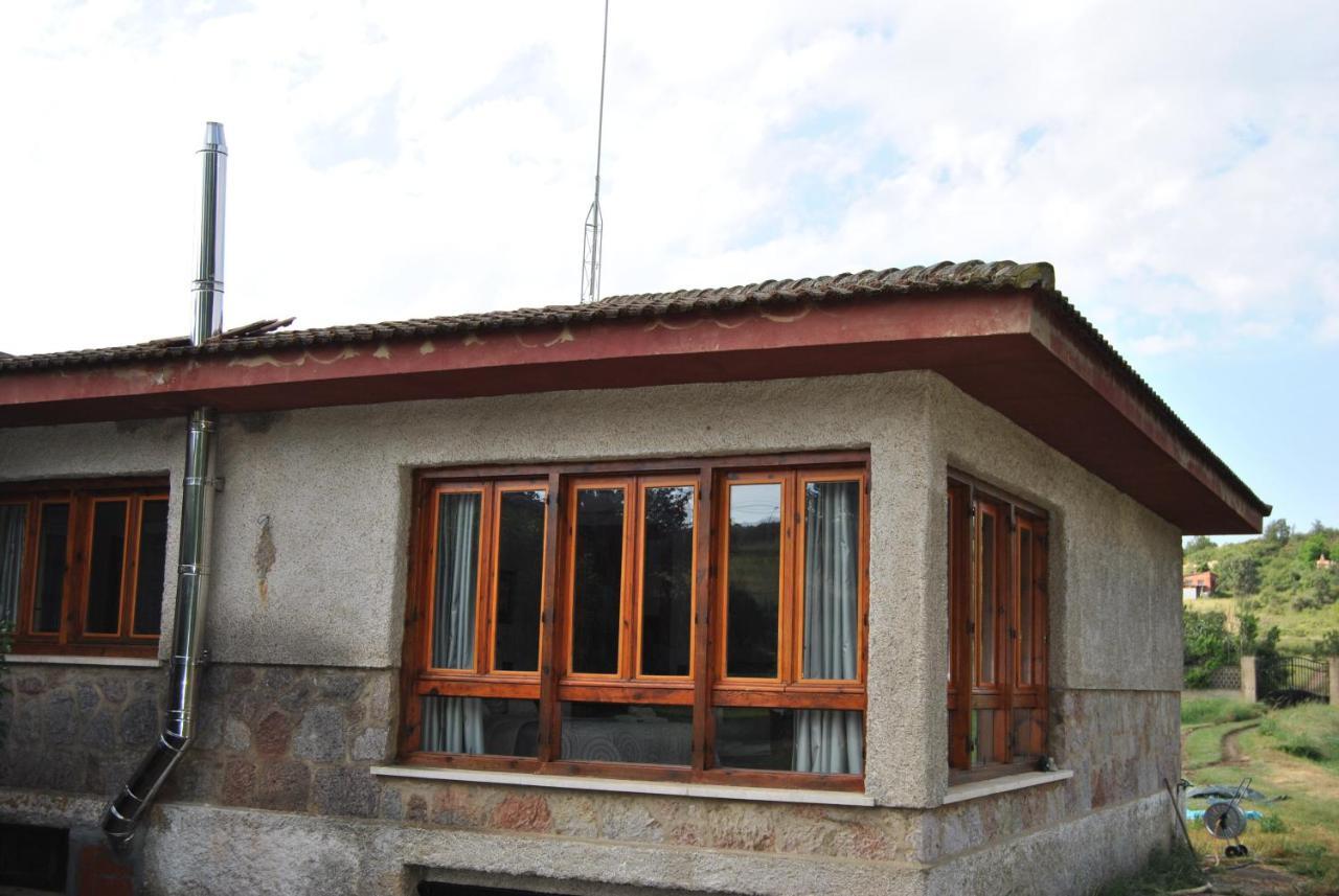 Finca Arroyo Del Valle San Andrés del Rabanedo Exteriör bild